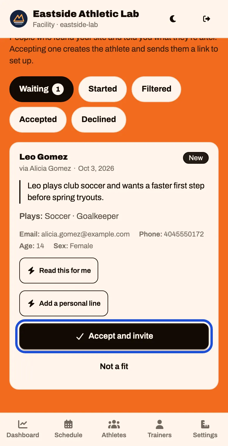 The inquiry with an Accept and invite button